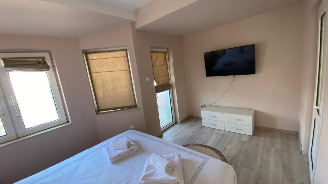 Centrally Located Apartment In Варна Экстерьер фото