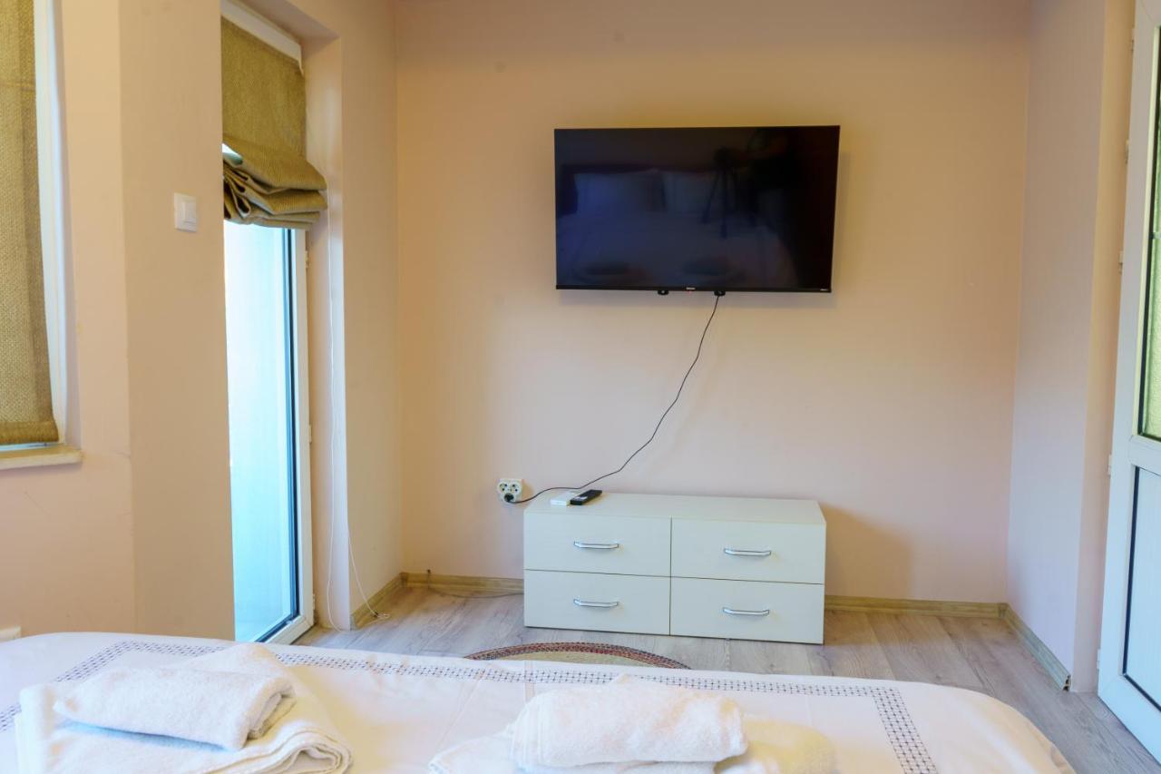 Centrally Located Apartment In Варна Экстерьер фото